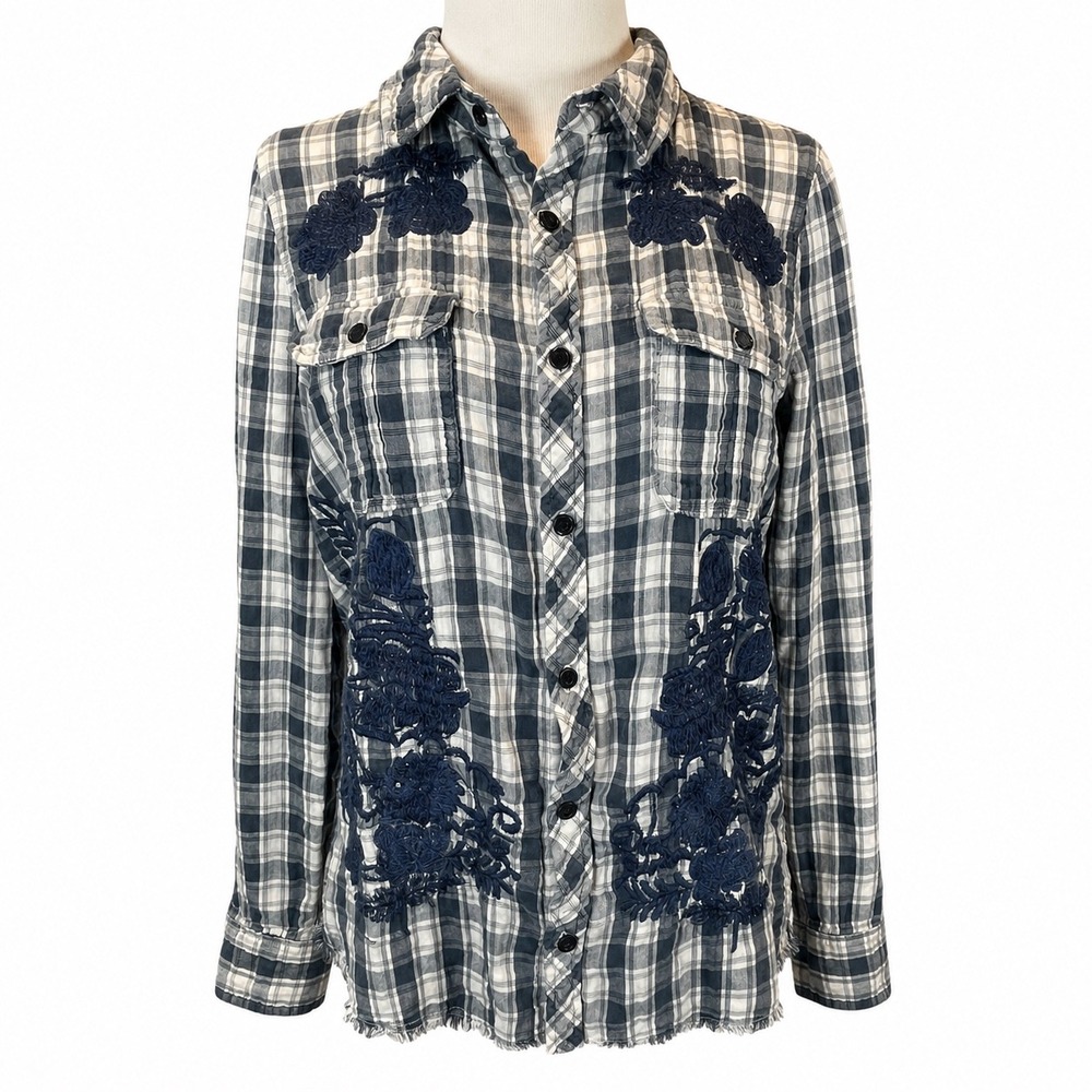 Miss Me Womens Button Down Shirt Navy Plaid Floral Embroidered Boho Western S